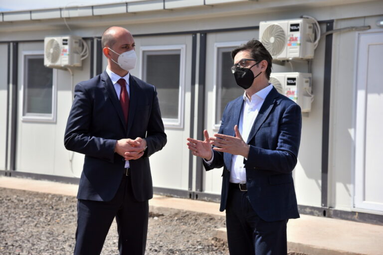 PretsedatelPendarovski-01