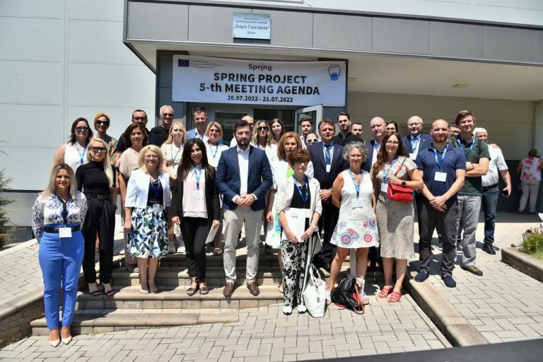 Konferencija-Zdravstven s-m Covid-01