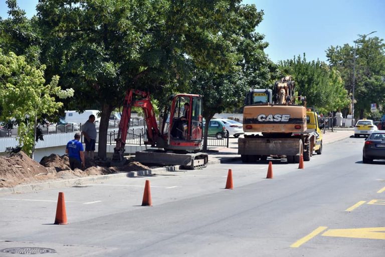 Konzola Gimnazija-OU Vanco Prke-01